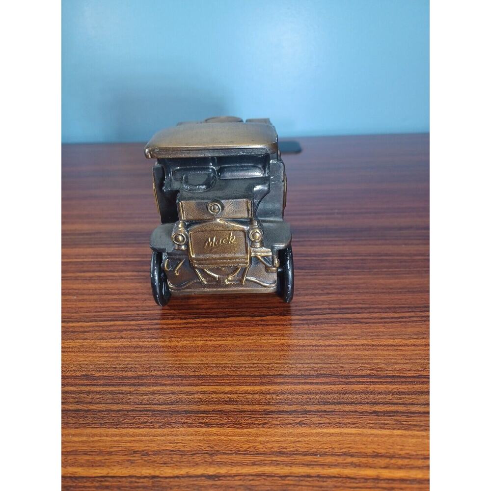 Vintage 1974 Mack Metal Toy Money Coin Safe Trinket Box Piggy Bank Banthrico USA